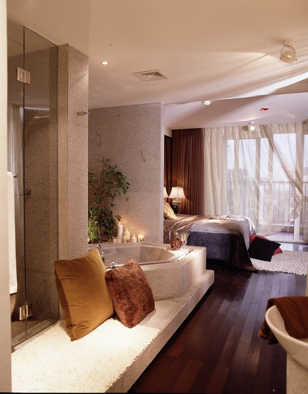 Indoor and outdoor works