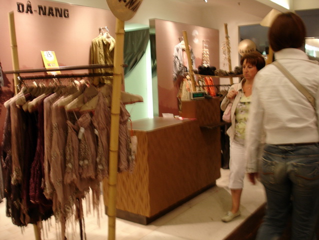 Paris trip - clothes cabinets4