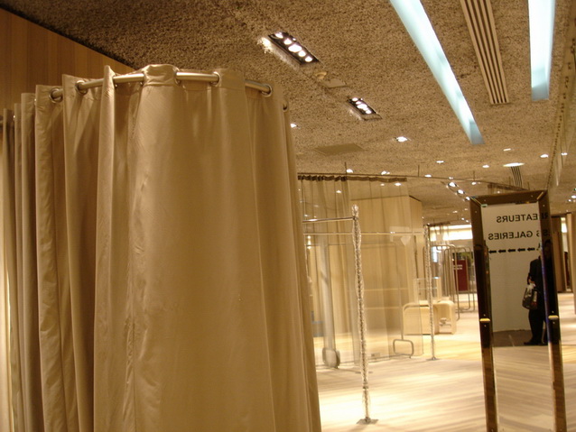 Paris trip - clothes cabinets4