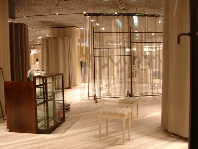 Paris trip - clothes cabinets4
