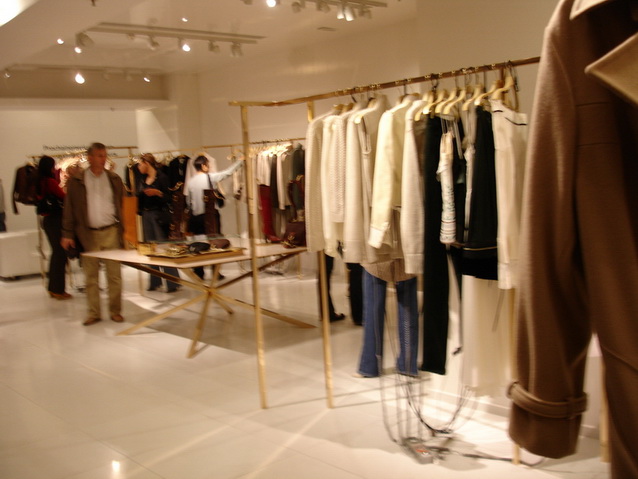 Paris trip - clothes cabinets4