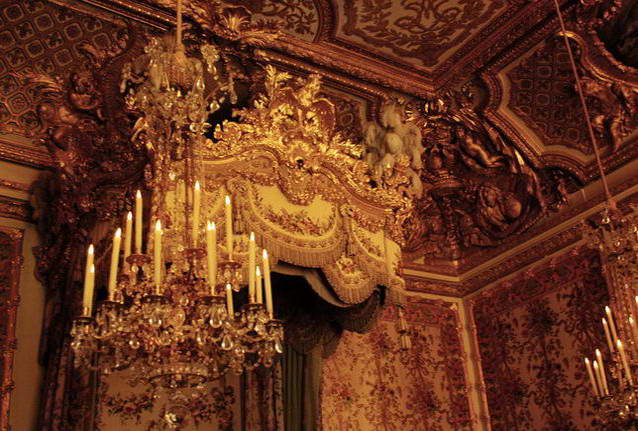 Really making a trip to Paris, the interior and windows