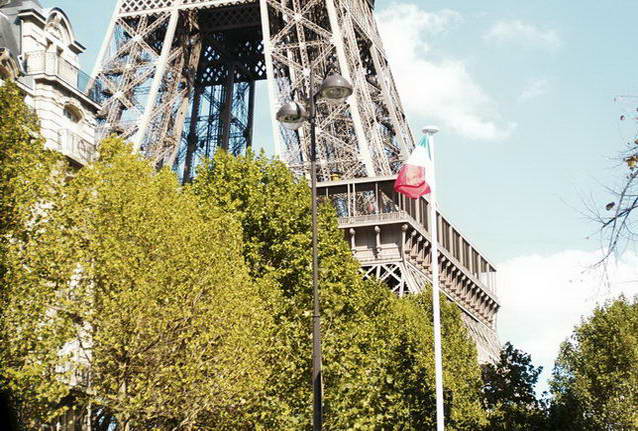 Really making a trip to Paris, the interior and windows