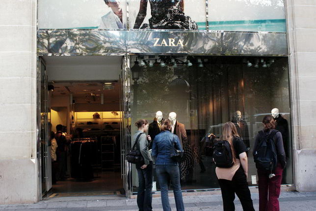 Really making a trip to Paris, the interior and windows