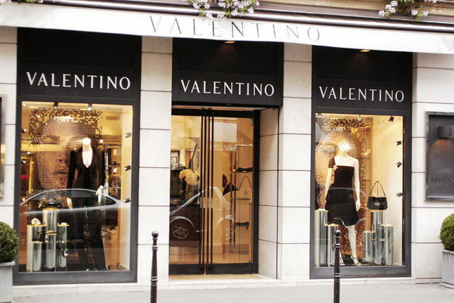 Really making a trip to Paris, the interior and windows
