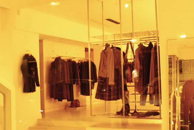 Really making a trip to Paris, the interior and windows
