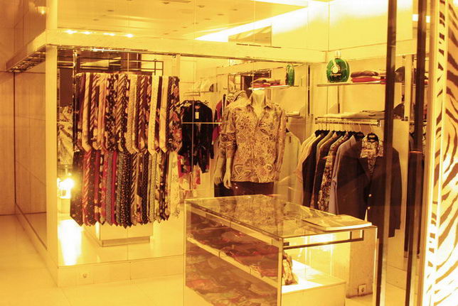 Large stores of Paris and the window display