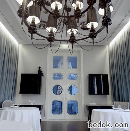 Super multi-room home design