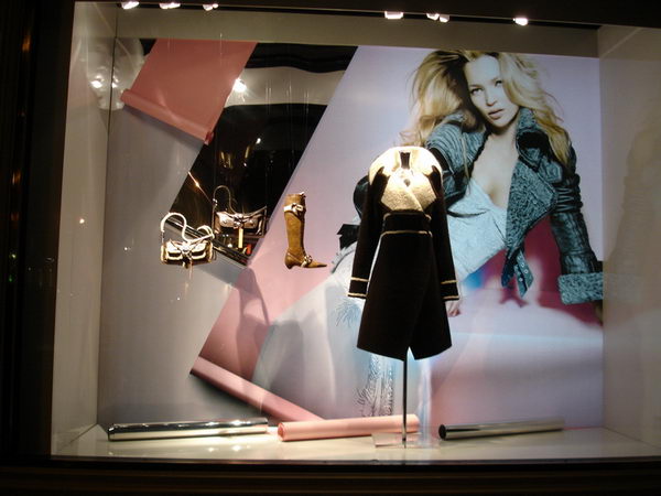 Paris street fashion store windows and Appreciation