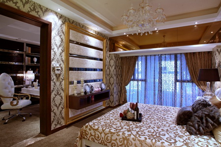 Romantic and warm bedroom design