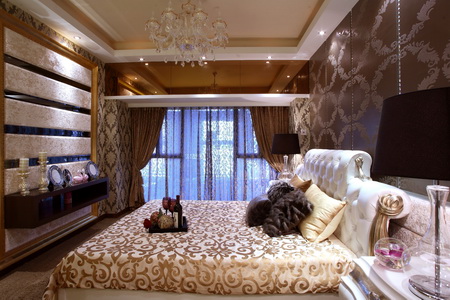 Romantic and warm bedroom design