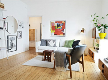 White simple and comfortable home design