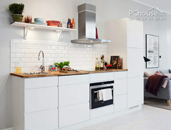 Modern white and cozy interior design