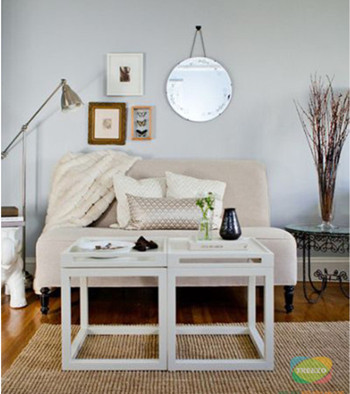 The white comfortable home interior design