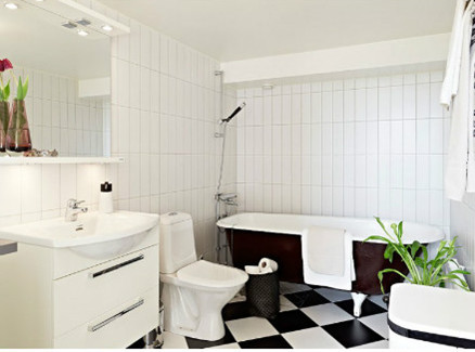White and clear comfortable home design
