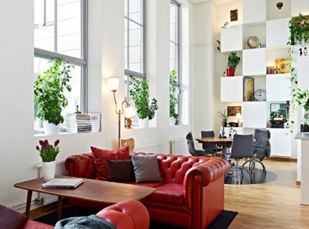 White and clear comfortable home design