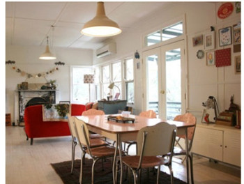 Modern simple restaurant design