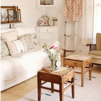 Country style flowers decorated interior design