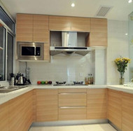 Modern neat beige kitchen design