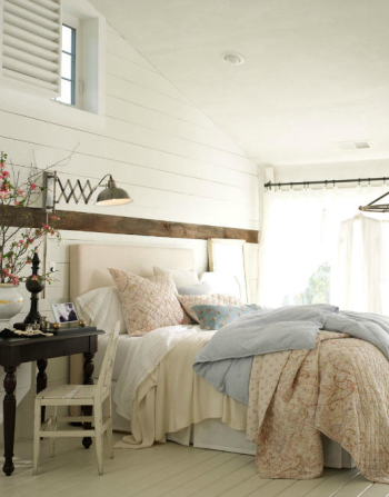 Warm personality bedroom design