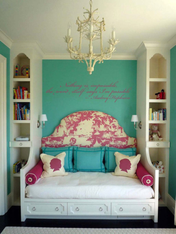 Warm personality bedroom design