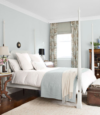 Modern white refreshing bedroom