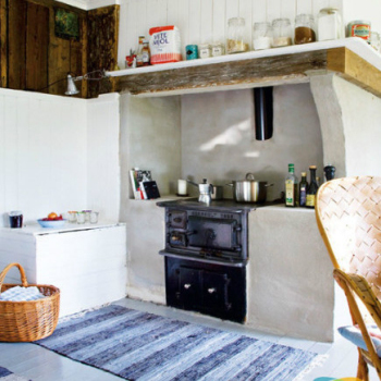 Wooden cabin interior design-2