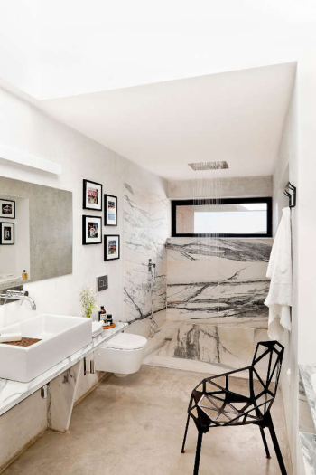 The modern white clean bathroom