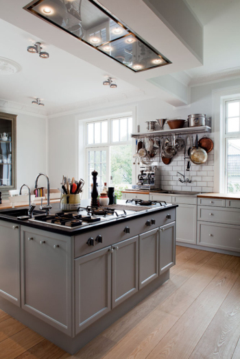 Modern simple kitchen