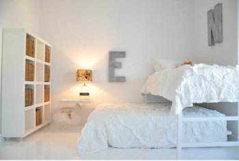 Bedroom white small world 