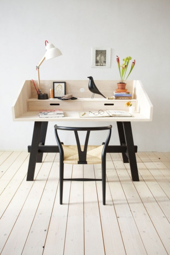 The honest wood furniture MUN series of Dutch design brand Slowwood
