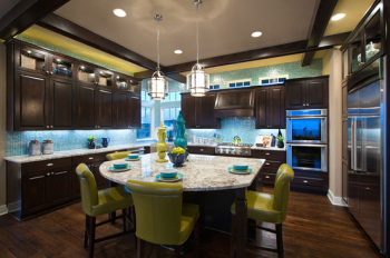 Green fashion home decor