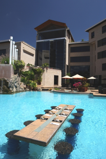 Stylish Pool Design