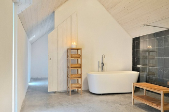Minimalist bathroom
