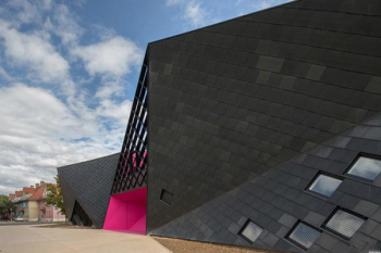 Irregular Cultural Center Design