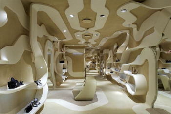 Chengdu shoe shop decoration